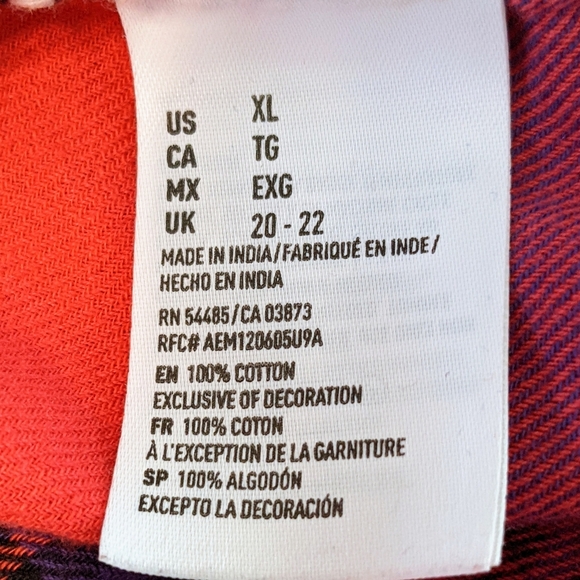 American Eagle Outfitters Shirt & Shorts - Picture 6 of 9